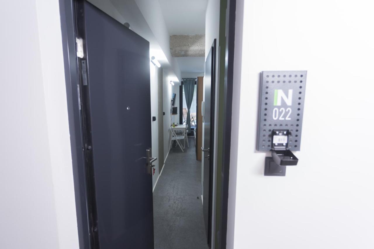 Peaceful Basement Apartment With Terrace & Free Gym Boedapest Buitenkant foto